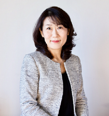 行政書士　前田由美子さん